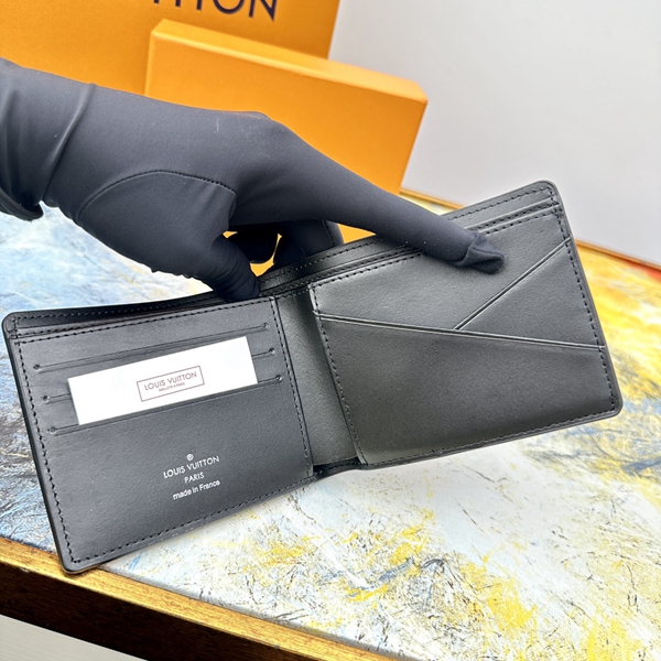 LVコピーウォレット細部ディテール